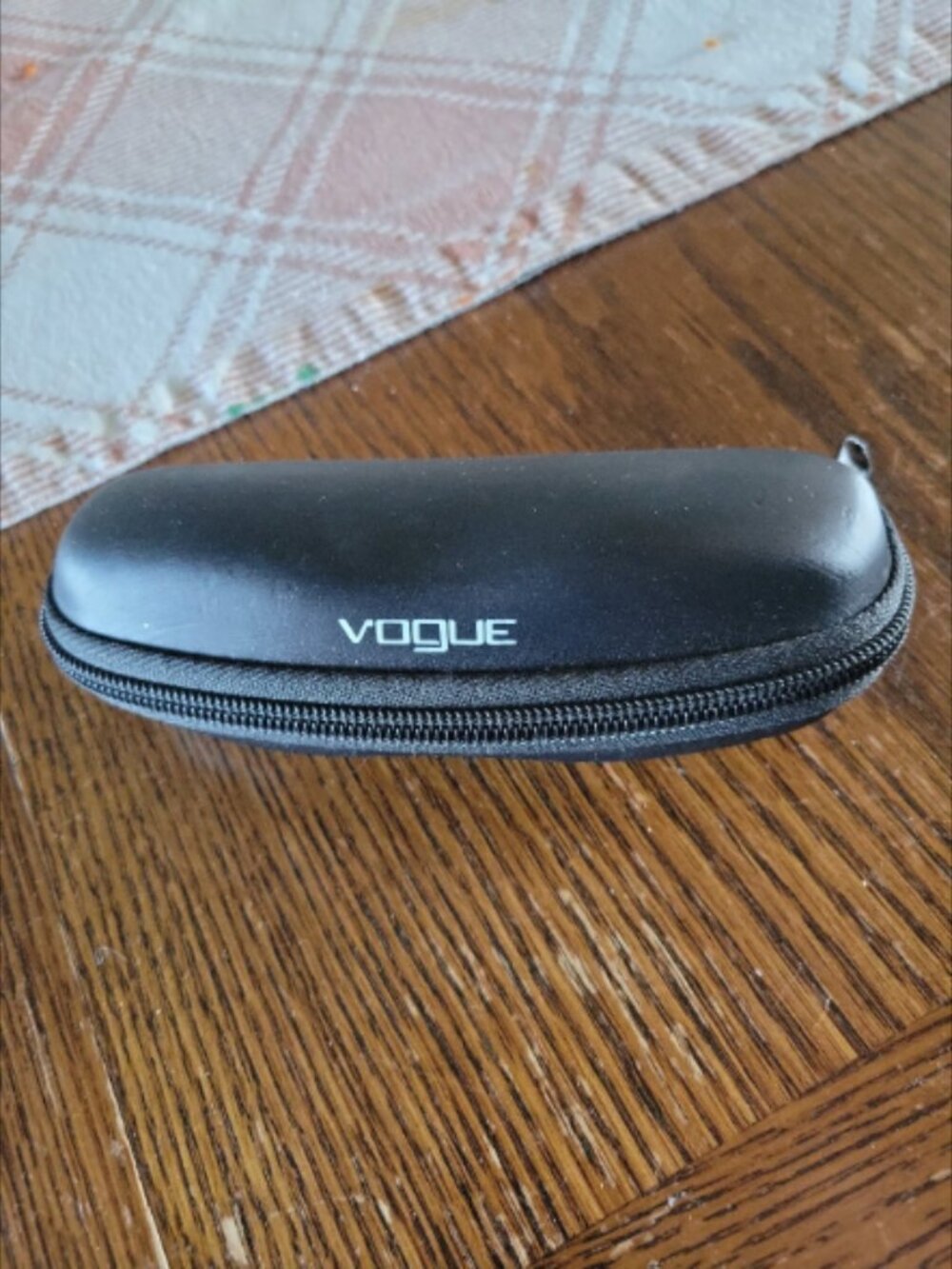 Vogue Glasses/sunglasses Case